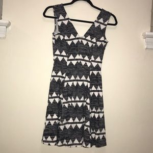 Black N White pattern dress